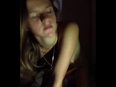 ❤️ Ang usa ka babaye masturbates ug cums Porn video sa amon ☑